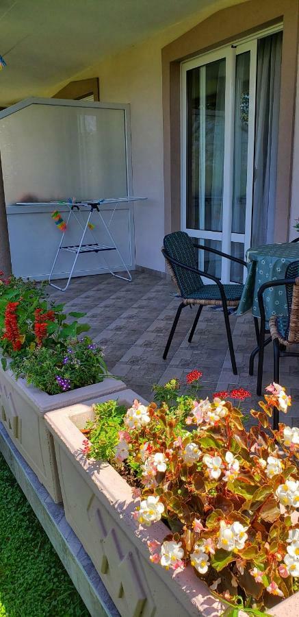 Oassis Apartment บาร์ ภายนอก รูปภาพ